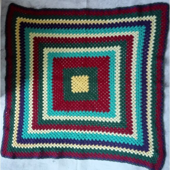 Vintage Crochet Blanket - Picture 2 of 6